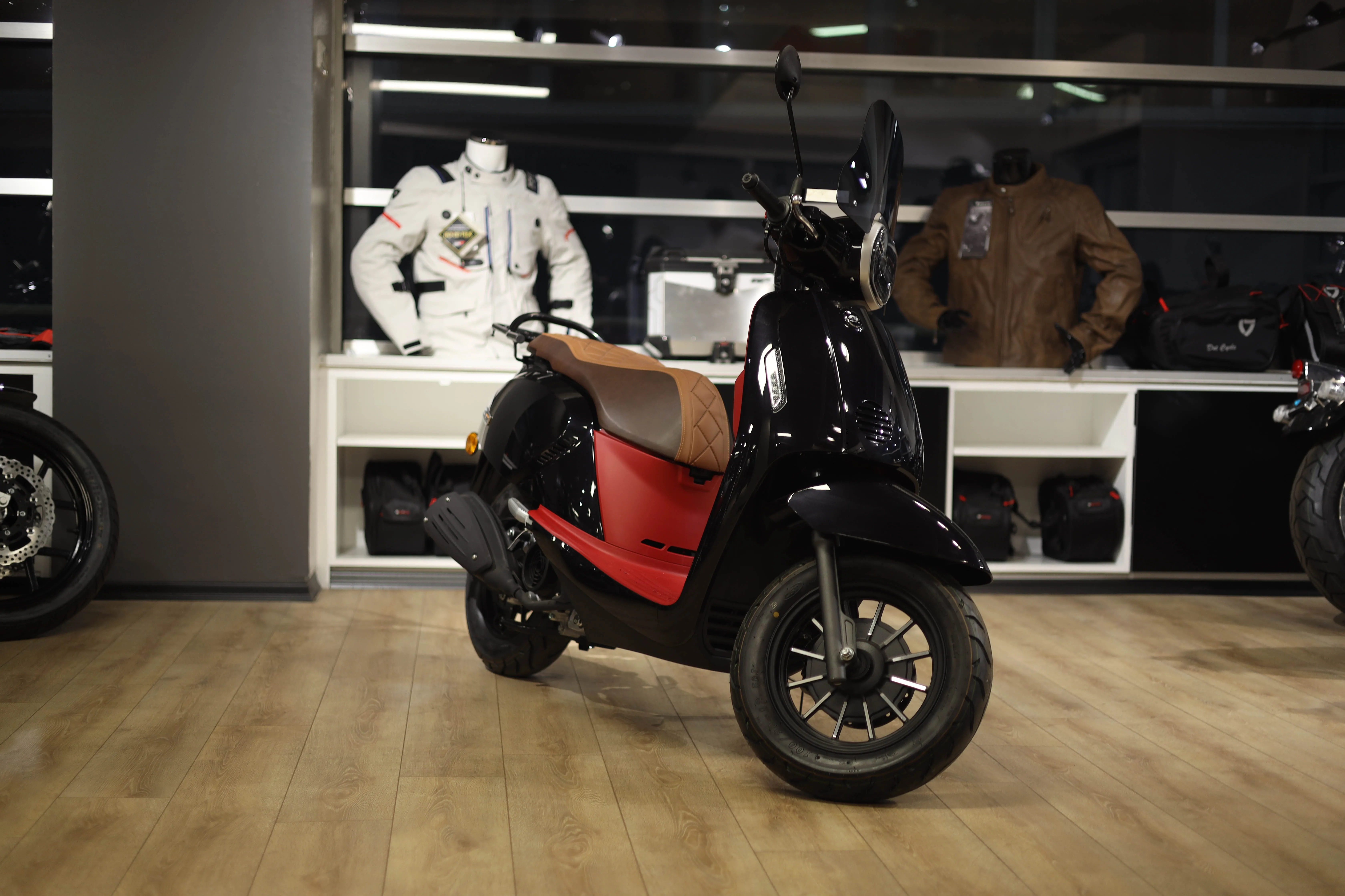 Fethiye scooter kiralama QJ LTM 125